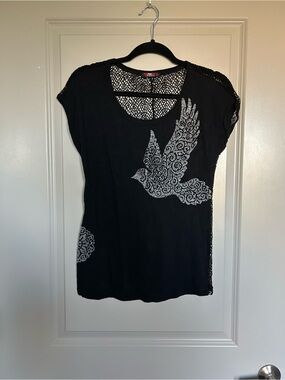 T Party Fashion Y2K Grunge Black Short Sleeve Tee with Silver Bird Graphic